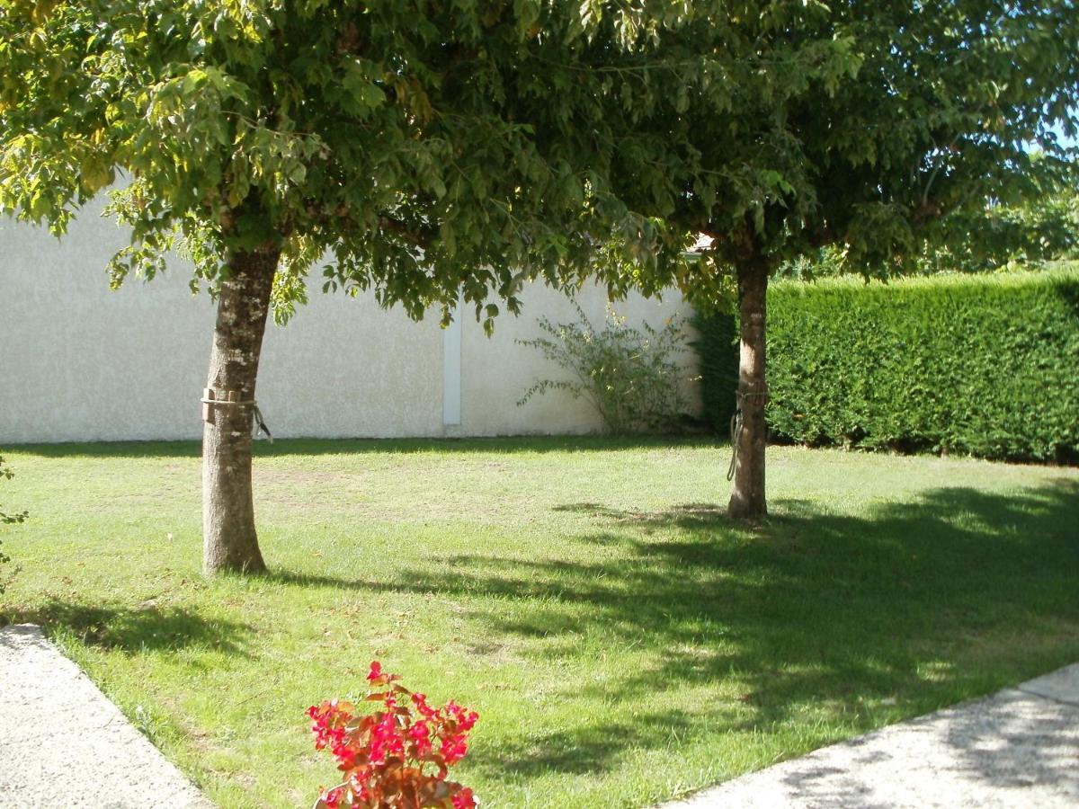 Vacances A St Germain D Esteuil 33340 Βίλα Saint-Germain-dʼEsteuil Εξωτερικό φωτογραφία